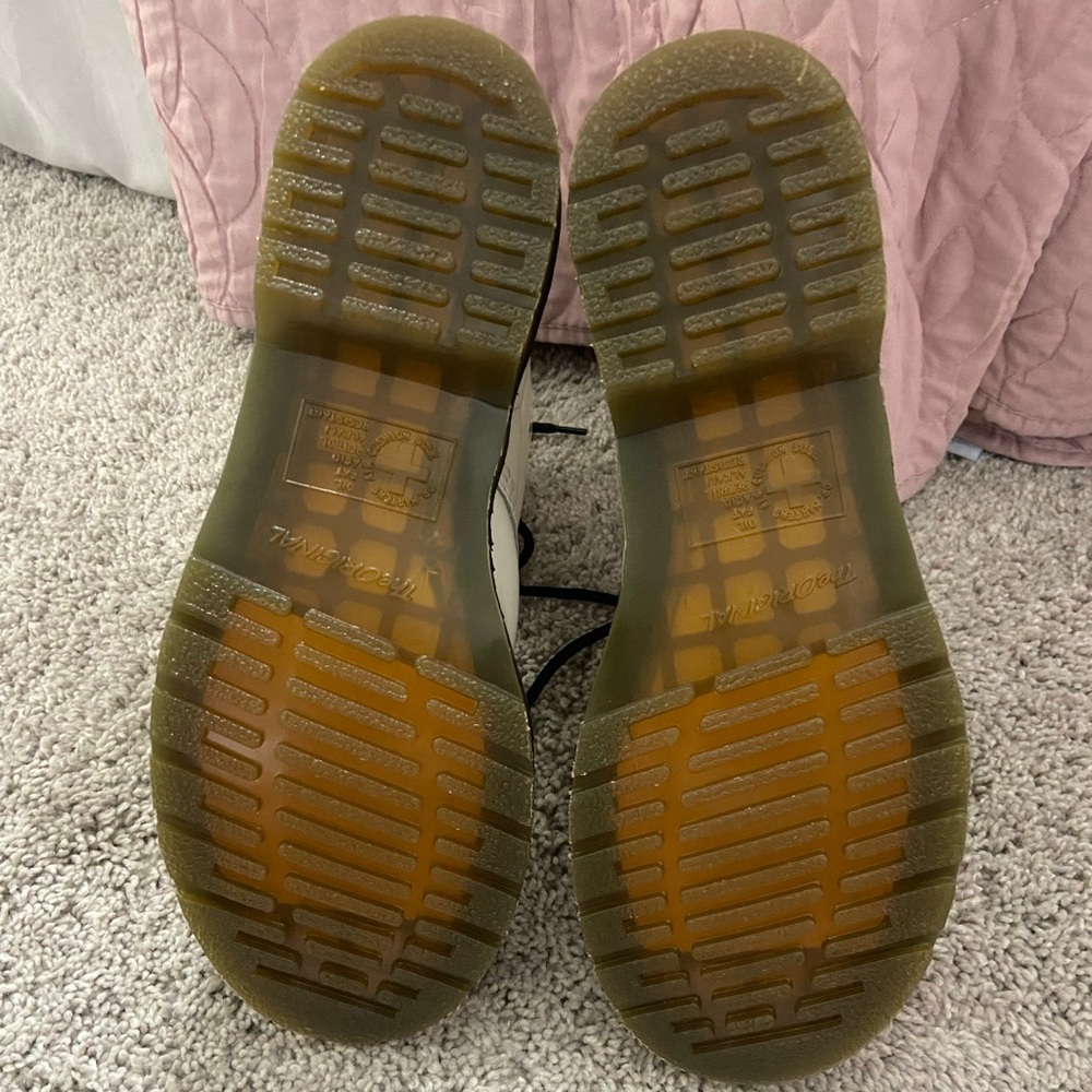 Never Worn White Dr. Martens!! View 4